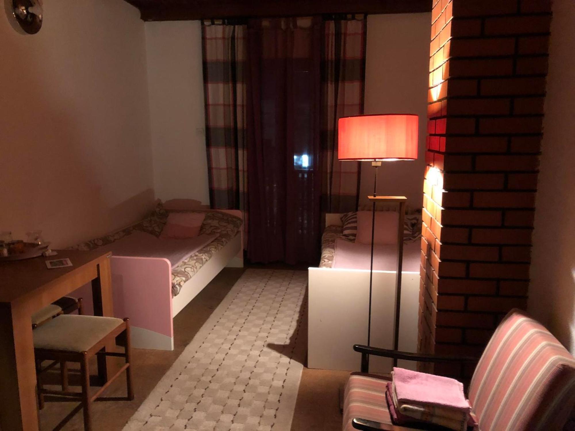 Old Town House Apartment Niksic Ngoại thất bức ảnh
